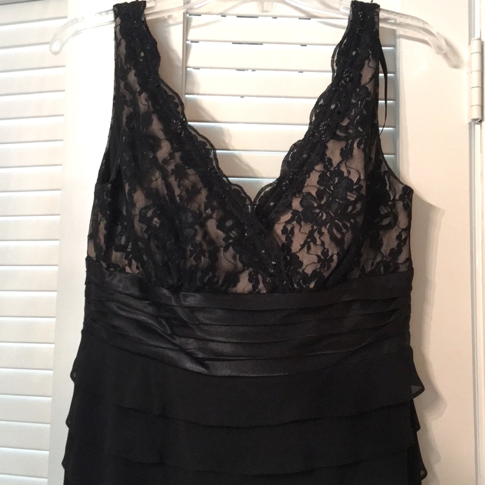 Gorgeous black lace cocktail dress, size 8.